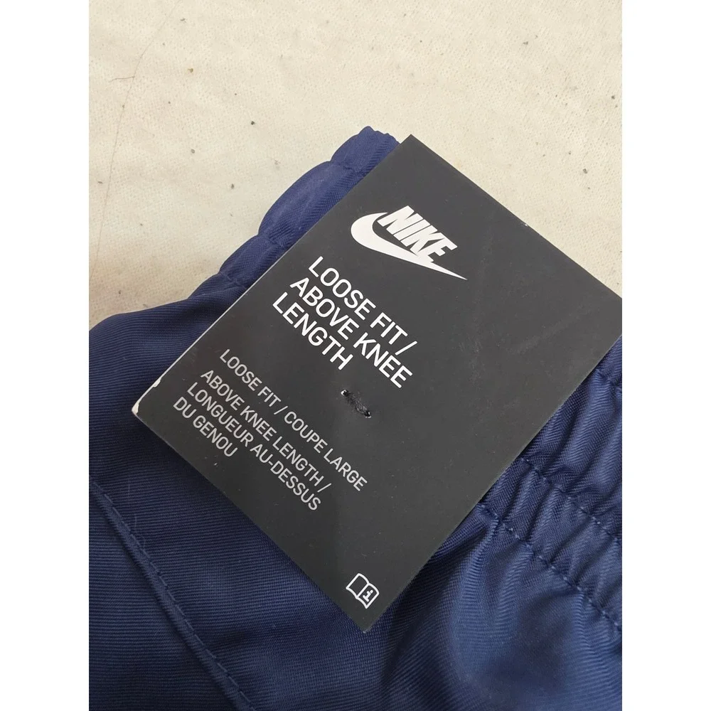 Nike Mens Loose Fit Colorblock Shorts Navy Blue Cream XL Above Knee Woven Mesh